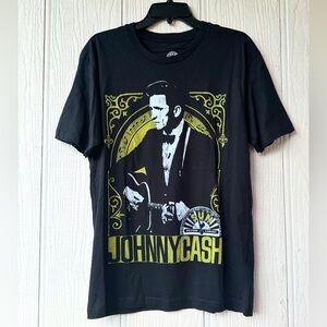 NWOT Johnny Cash Graphic T-Shirt